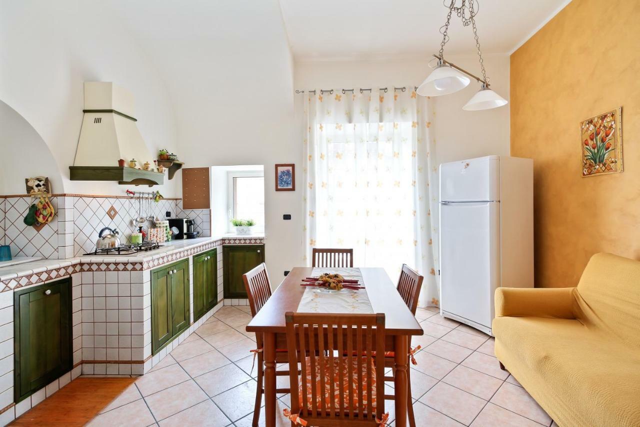 Central Balcony Apartment Κατάνια Εξωτερικό φωτογραφία