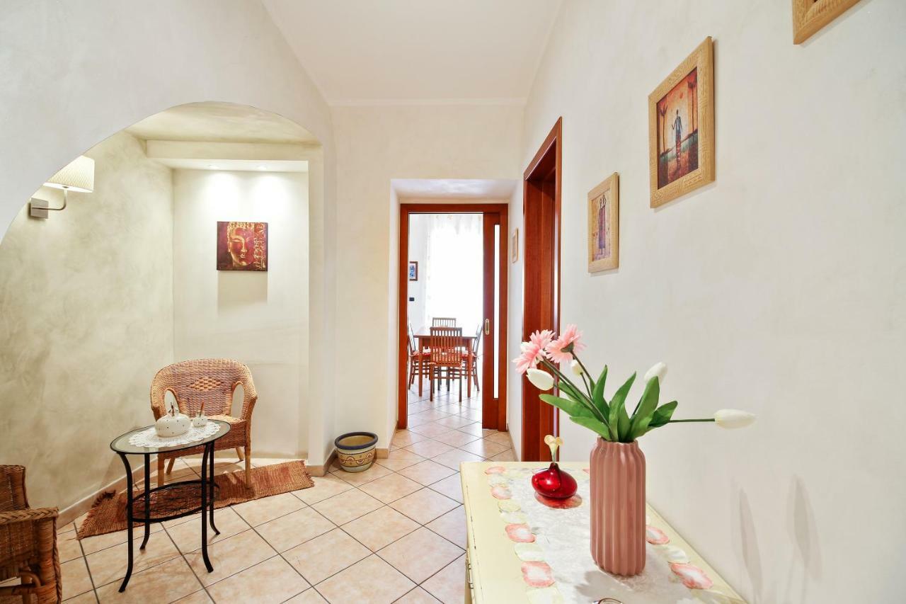Central Balcony Apartment Κατάνια Εξωτερικό φωτογραφία
