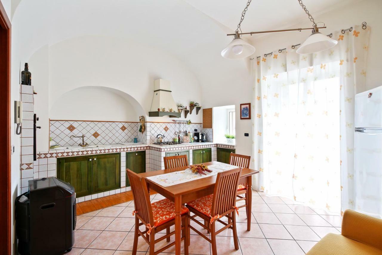 Central Balcony Apartment Κατάνια Εξωτερικό φωτογραφία